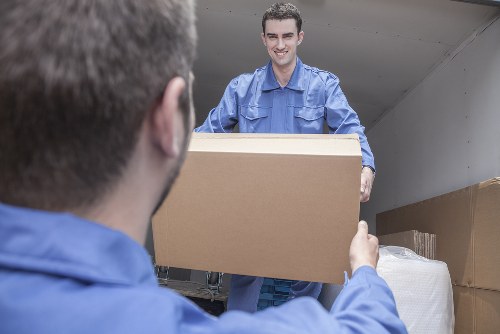 Responsible moving and recycling process with sorted waste