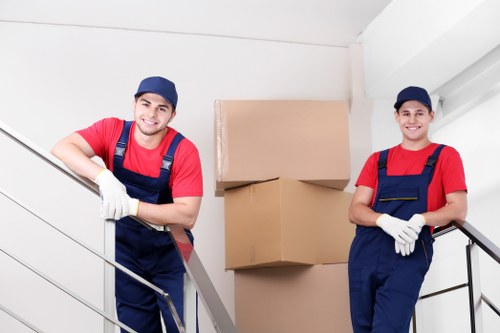 Careful moving assistance for Earls Court residents and businesses